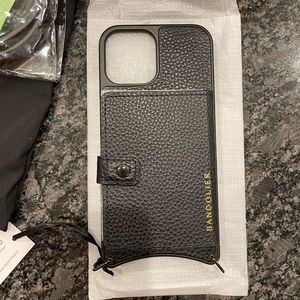 Mila Wireless Charging Crossbody Bandolier in Black/Pewter iPhone 12/12 Pro